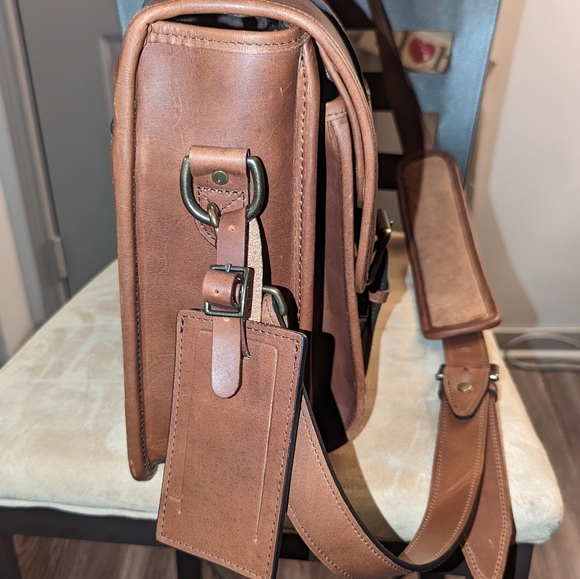 Korchmar Garfield Leather Laptop Briefcase - Picture 4 of 15